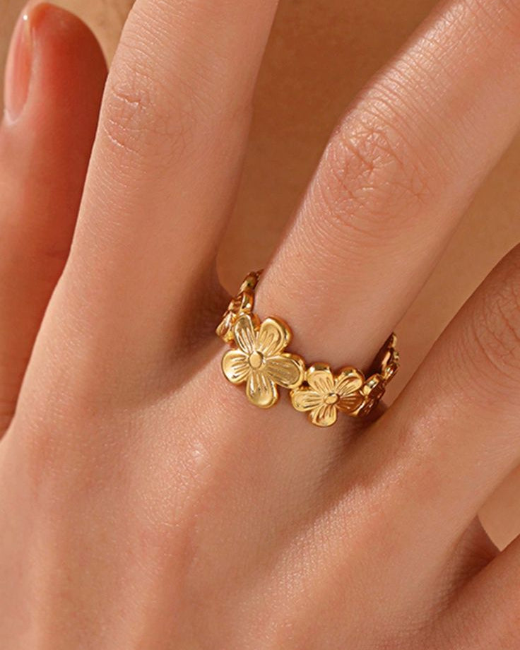 Flora Ring