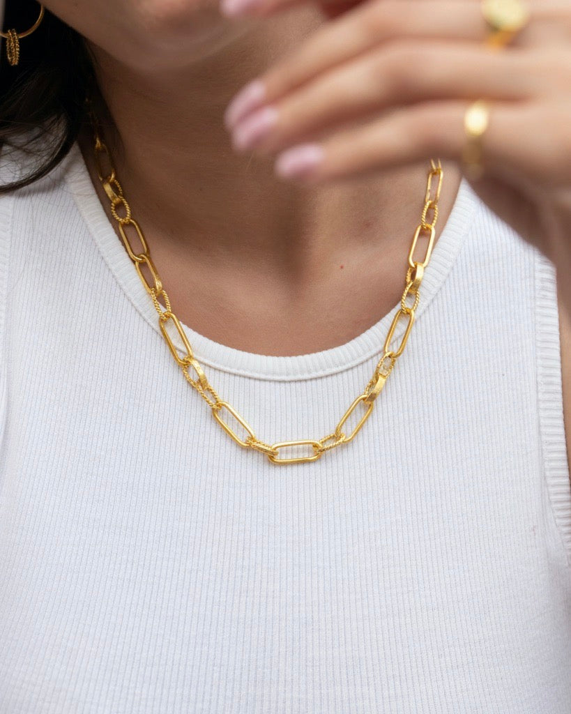 Linkage Necklace