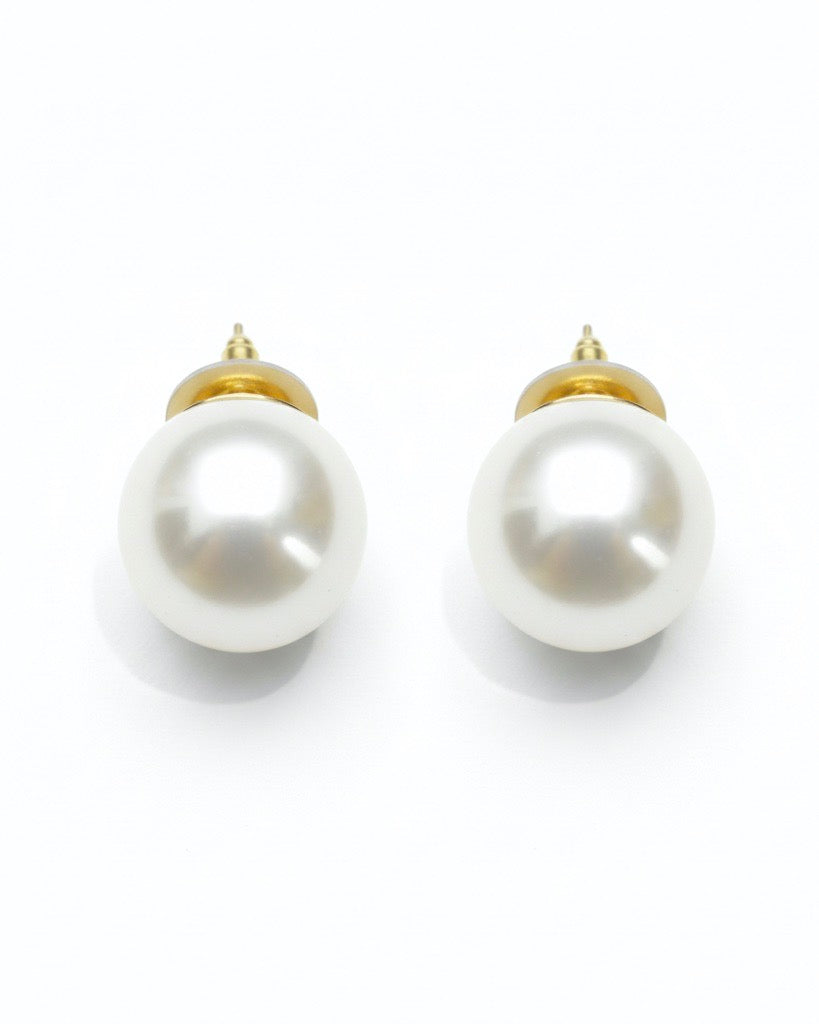 Noor Pearl Studs
