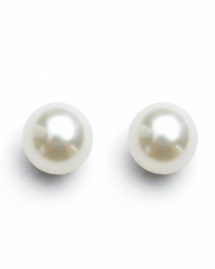 Noor Pearl Studs