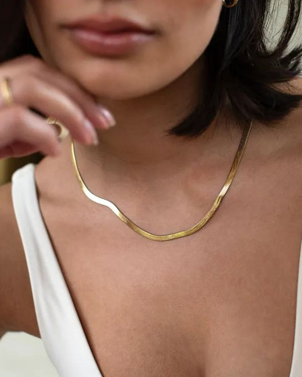 Snake chain necklace